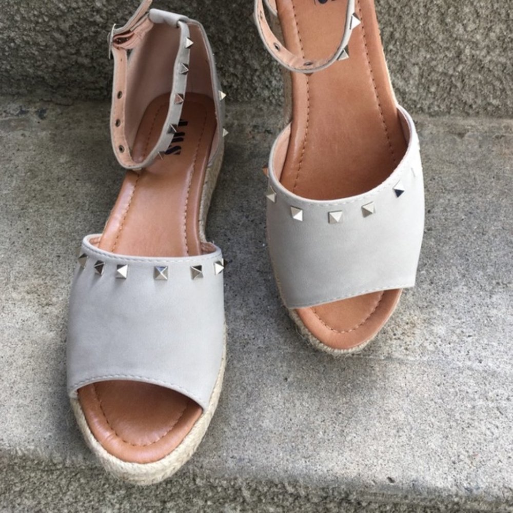 Studded Spike Espadrille Platform Sandals LIGHT GRAY - Picture 11 of 11